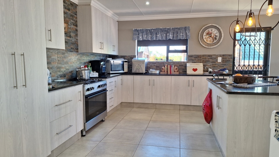 2 Bedroom Property for Sale in Dana Bay Western Cape